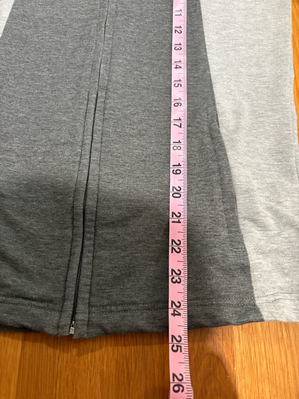Gymshark Fit Zip Hoodie Jacket Women’s Medium Gray Colorblock - Picture 7 of 7